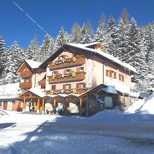 Hotel La Roccia, Tonalepass